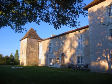 Castle rental in Aquitaine, France